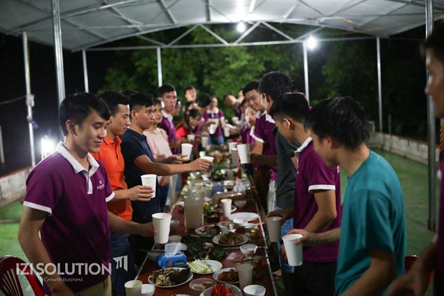 Dã ngoại IZISolution 3