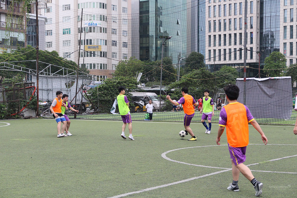 Sôi động giải bóng đá IZI Summer League 2021 Sôi động giải bóng đá IZI Summer League 2021