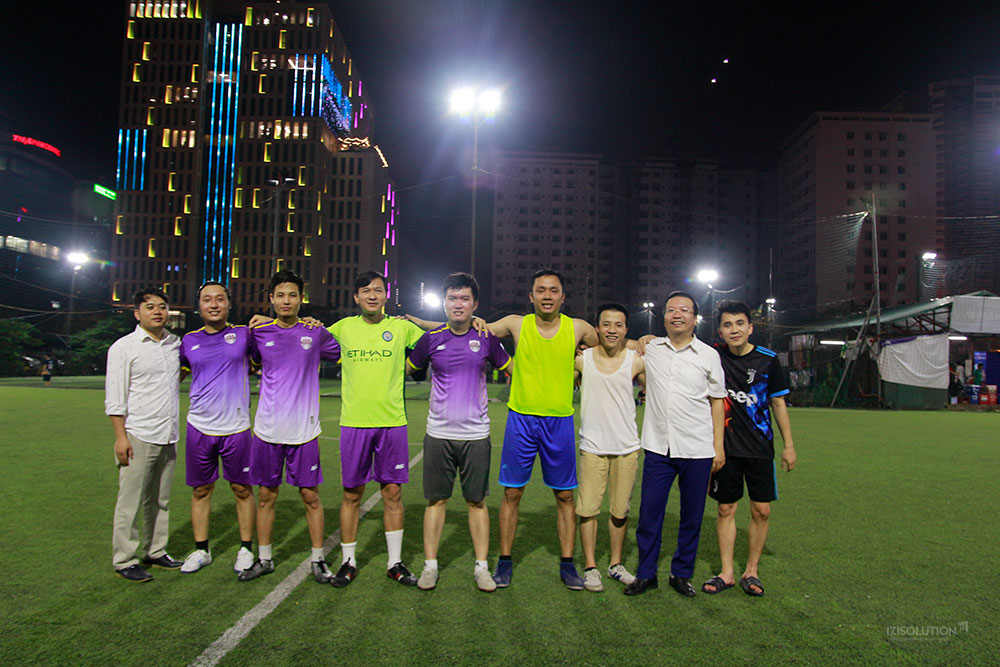 Sôi động giải bóng đá IZI Summer League 2021 Sôi động giải bóng đá IZI Summer League 2021