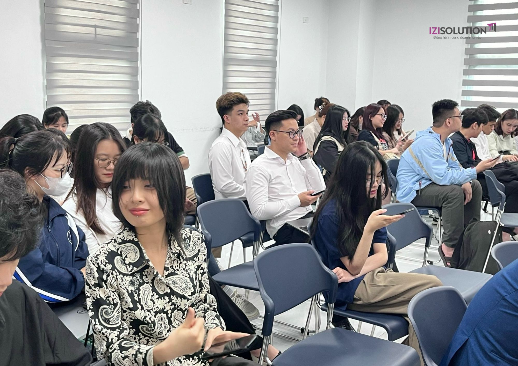 Các bạn sinh viên VNUIS