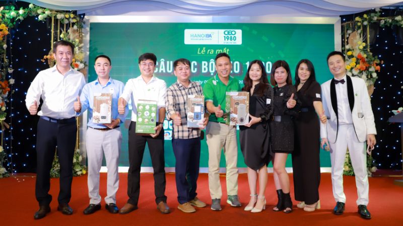 Tham dự lễ ra mắt CLB CEO 1980